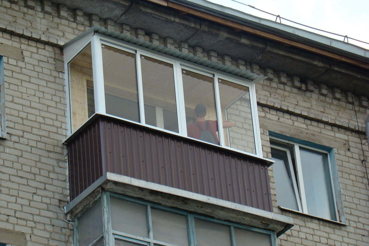 Балкон в хрущевке, остекление